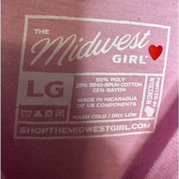 The Midwest Girl Women’s Pink Rainbow Tee T-shirt Size Large Excellent Condition - Picture 3 of 4